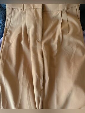 Abercrombie and Fitch - Clay - Wide-Leg Crop Pants